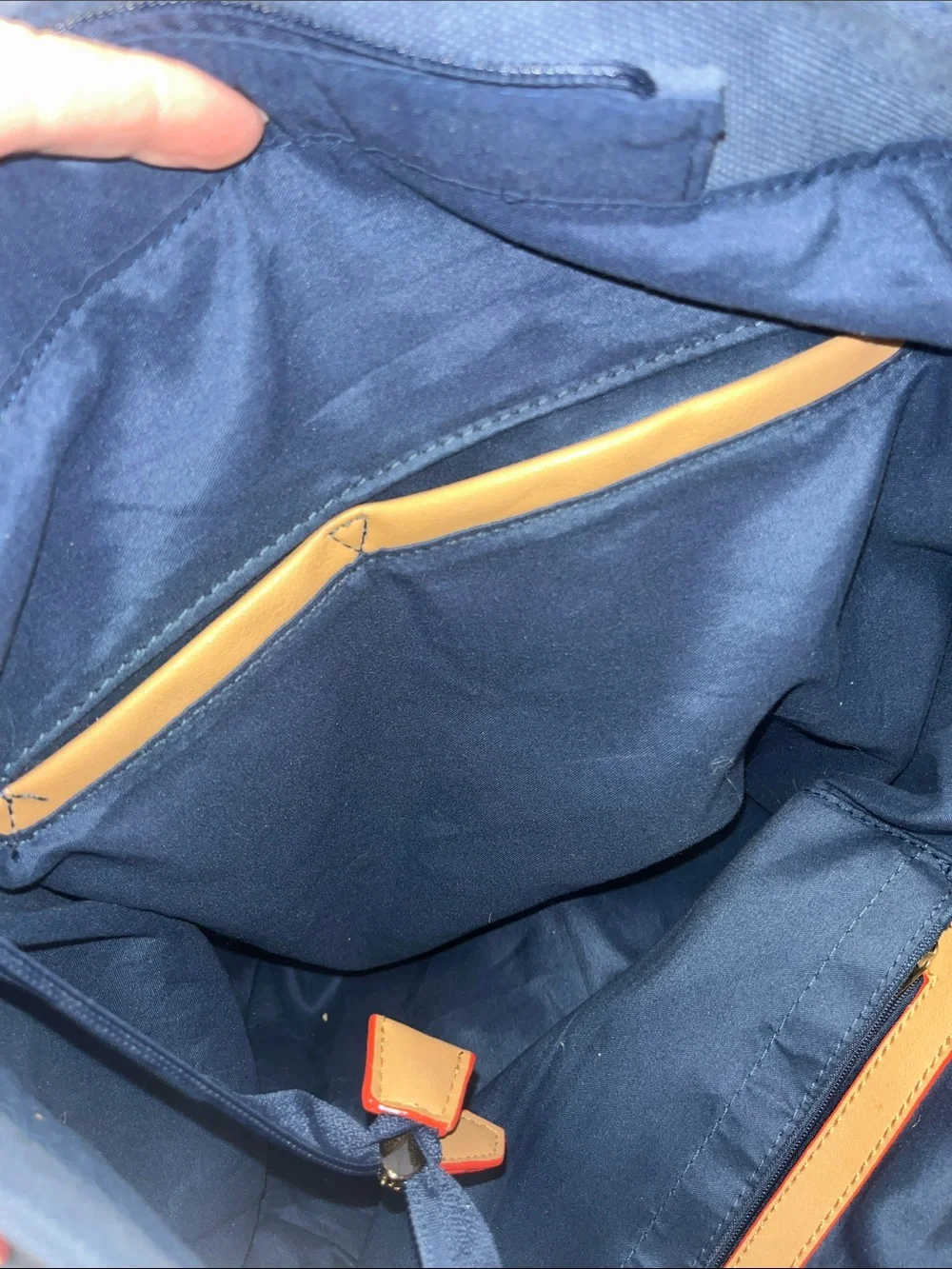 Chillx spacious tote